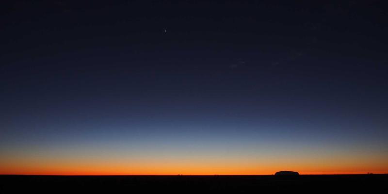 沉浸式英国文化之旅：从伦敦波特贝罗到乡村古董市集的全攻略